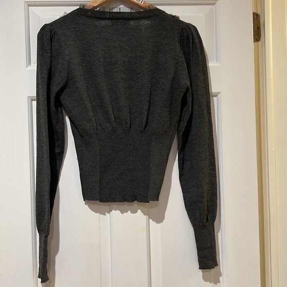 Ryu Cropped Puff Sleeve Cardigan with silver/ white flowers - Picture 5 of 5